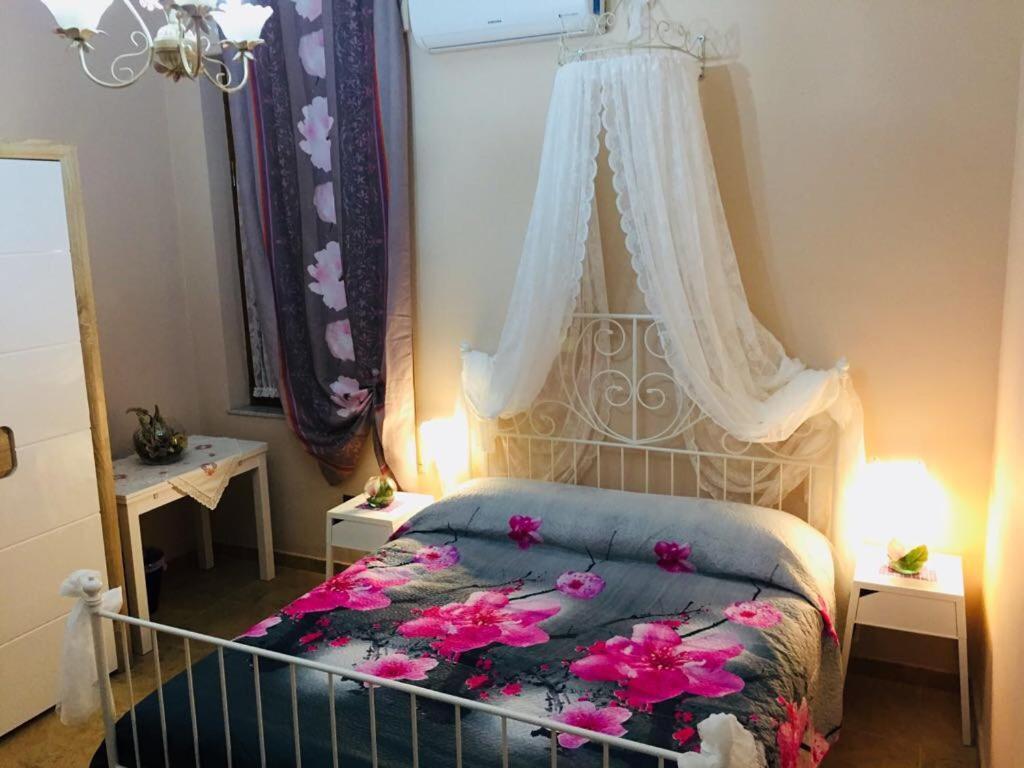 Il Mandarino Bed & Breakfast Decimomannu Dış mekan fotoğraf